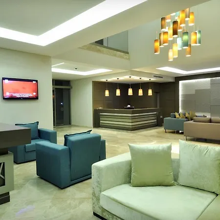 Lugga Boutique & Hotel 3*