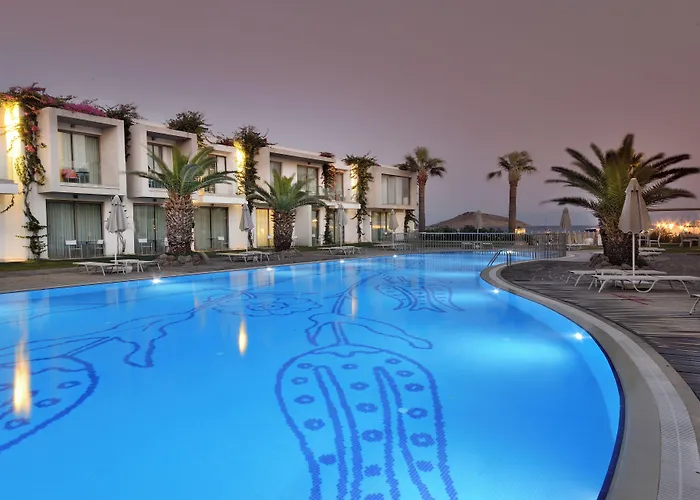 Lugga Boutique & Ортакент