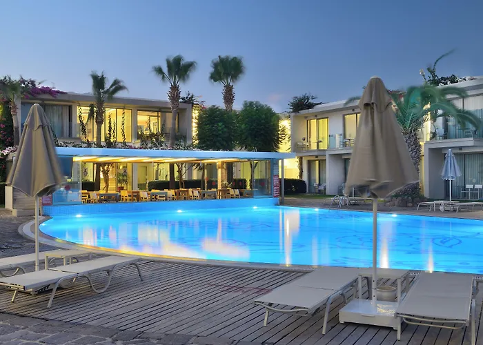 Lugga Boutique & Ортакент