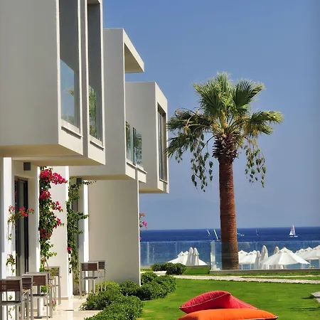 Hotel Lugga Boutique & 3*